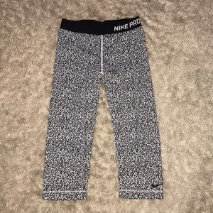 Nike Pro leggings.